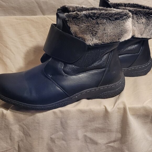 Wanderlust Gill-2 Velcro Women's Size 11 WIDE WIDTH Winter Boot Black Waterproof - Picture 1 of 13